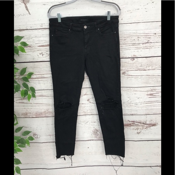 uniqlo black ripped jeans